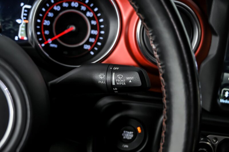 Used 2020 Jeep Gladiator Rubicon AWD/4WD image 23