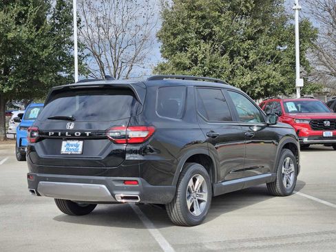 New 2026 Honda Pilot EX-L image 5