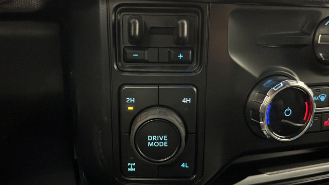 Used 2026 Ford F350 Platinum AWD/4WD image 33