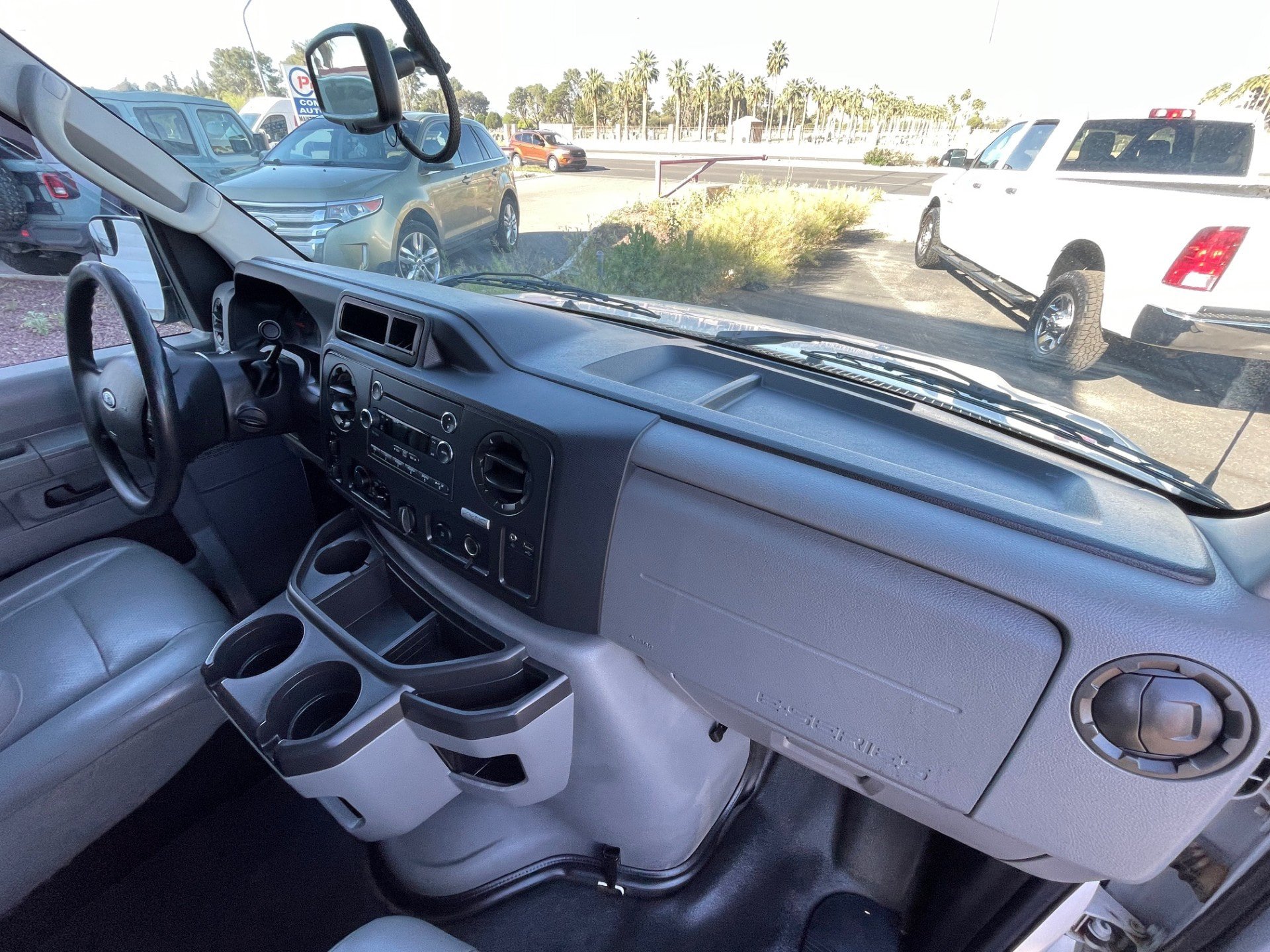Used 2014 Ford E-350 and Econoline 350 XL w/ Power Windows & Locks Group RWD image 31