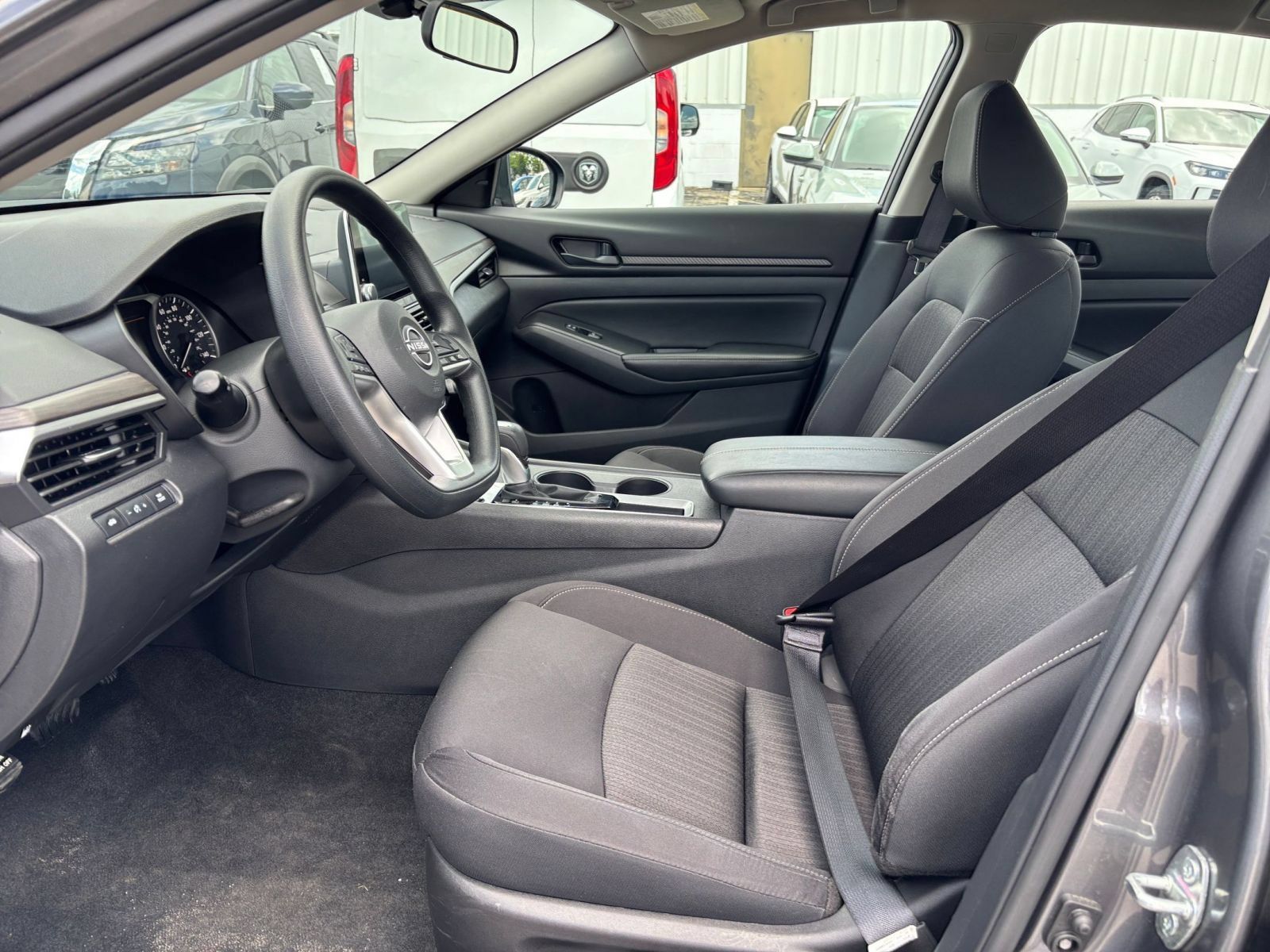 Used 2026 Nissan Altima 2.5 SV FWD image 26