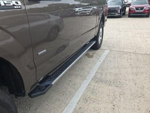 Used 2016 Ford F150 XLT w/ Equipment Group 302A Luxury AWD/4WD image 5