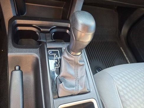 Certified 2022 Toyota Tacoma SR image 14