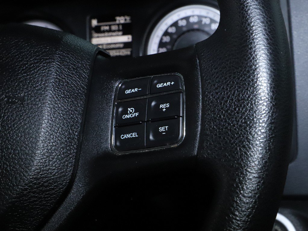 Used 2015 RAM 1500 Express AWD/4WD image 23