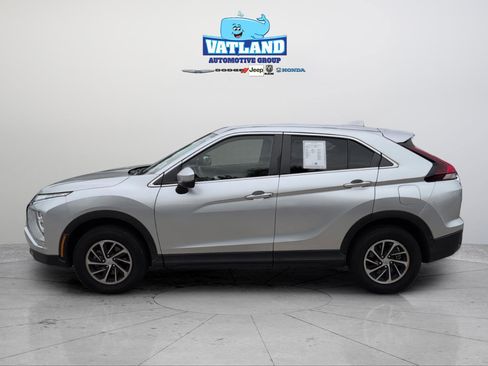 Used 2024 Mitsubishi Eclipse Cross ES image 2