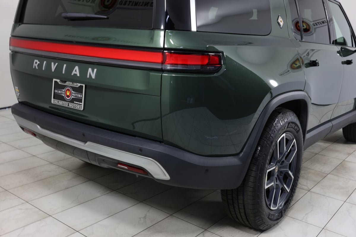 Used 2022 Rivian R1S Launch Edition Quad AWD/4WD image 38