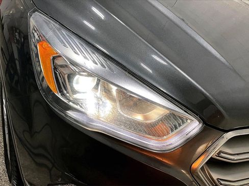 Used 2017 Ford Escape SE w/ Equipment Group 201A image 31