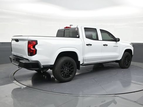Used 2026 Chevrolet Colorado W/T w/ WT Custom Package RWD image 5