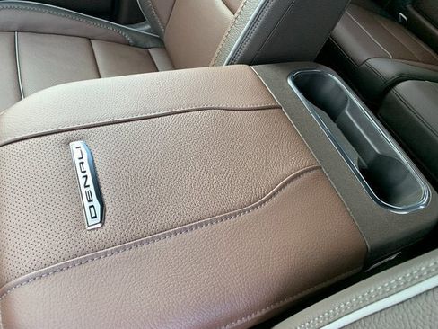 New 2026 GMC Sierra 2500 Denali w/ Technology Package image 20