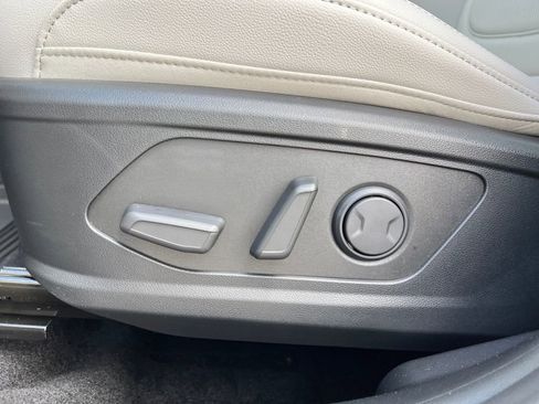 New 2025 Hyundai Tucson SEL image 17