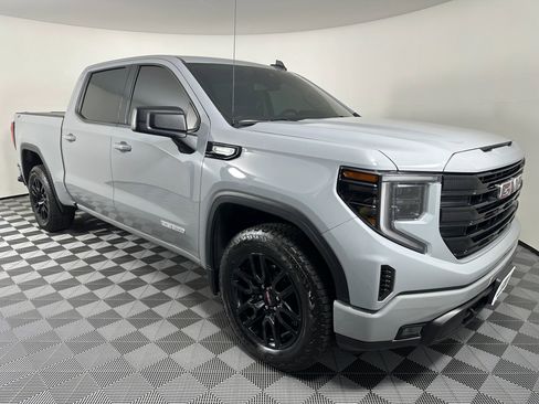 Used 2024 GMC Sierra 1500 Elevation AWD/4WD image 6