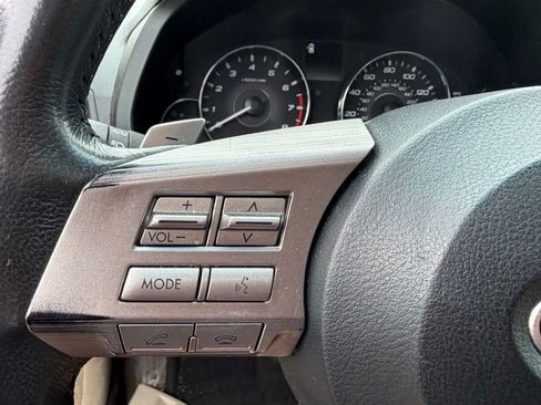 Used 2011 Subaru Outback 3.6R Limited w/ PWR Moonroof Pkg AWD/4WD image 15