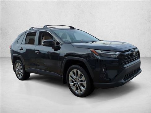 Certified 2025 Toyota RAV4 XLE Premium image 3