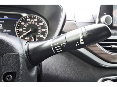 Used 2024 Nissan Altima 2.5 SV image 21