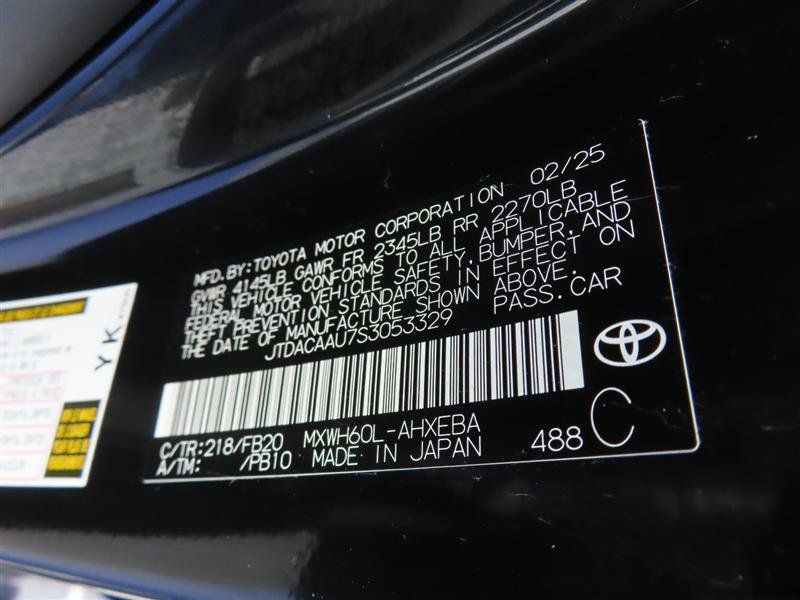 Used 2025 Toyota Prius LE FWD image 32