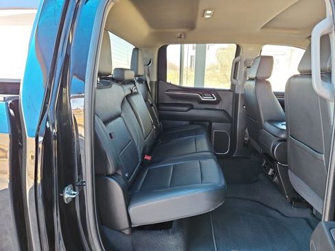 Used 2025 GMC Sierra 1500 SLT image 20