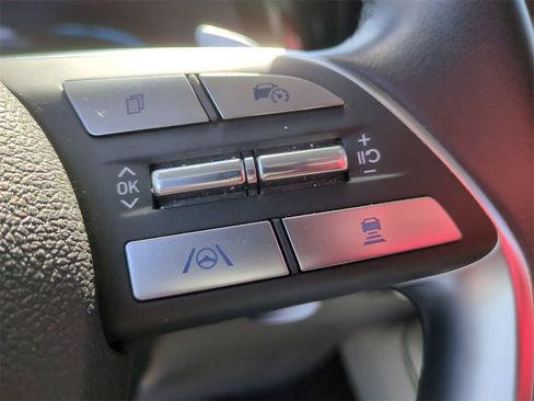 Certified 2025 Hyundai Palisade SEL image 15