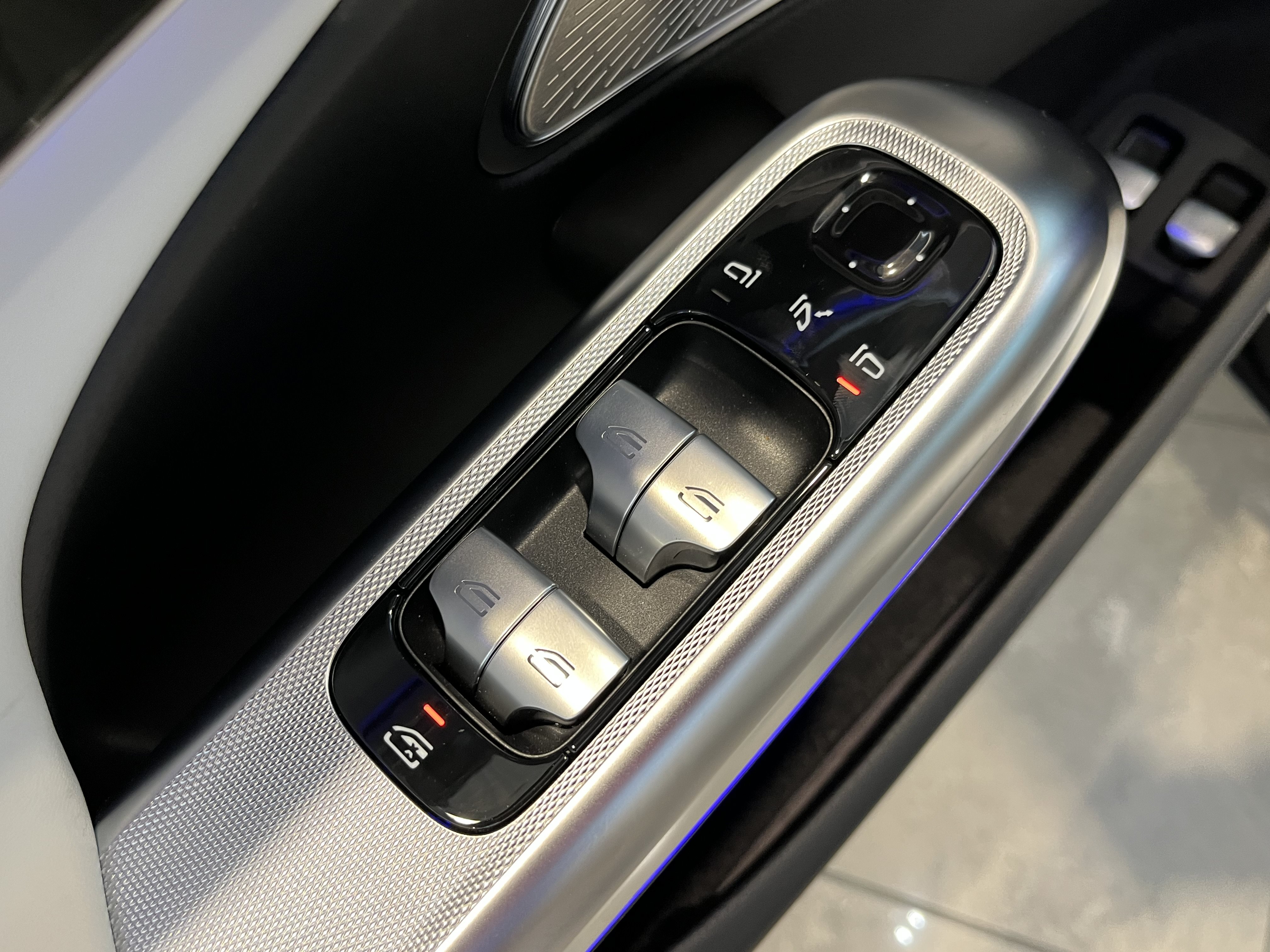 New 2026 Mercedes-Benz E 53 AMG e 4MATIC Wagon image 12