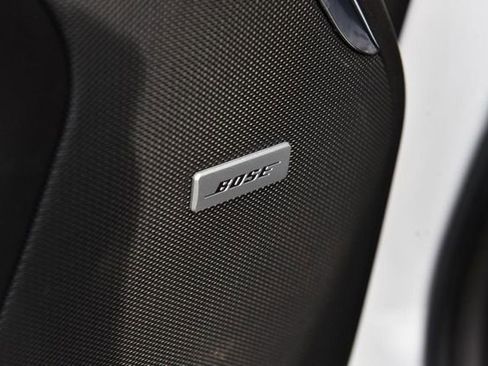 Used 2021 GMC Yukon Denali w/ Denali Premium Package image 9