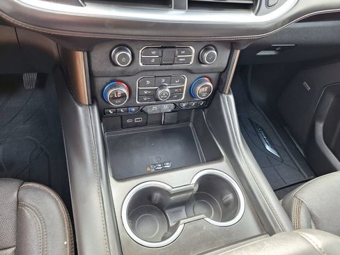 Used 2023 Chevrolet Tahoe High Country RWD image 18