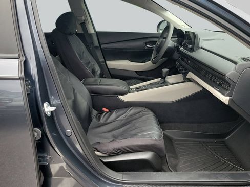 Used 2023 Honda Accord LX image 20