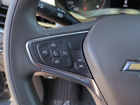 Used 2025 Chevrolet Malibu LT FWD image 12