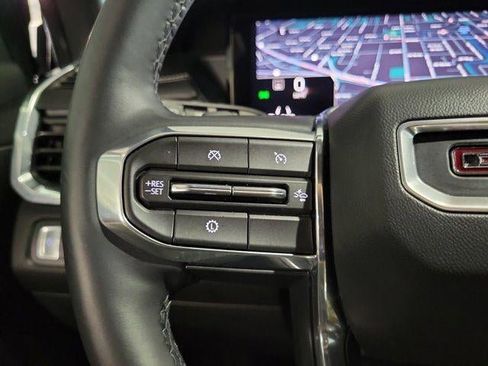 Used 2024 GMC Acadia Elevation w/ Luxury Package image 23