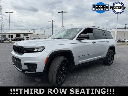 Used 2024 Jeep Grand Cherokee L Laredo image 4