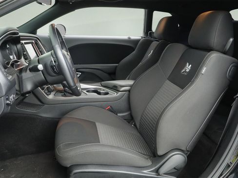 Used 2019 Dodge Challenger R/T Scat Pack w/ Shaker Package image 15