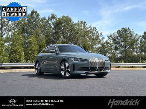 Used 2025 BMW i4 eDrive40 RWD image 1