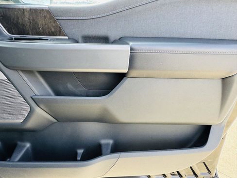 Used 2021 Ford F150 Lariat image 39