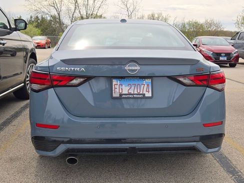 Used 2025 Nissan Sentra SR w/ SR Premium Package FWD image 6