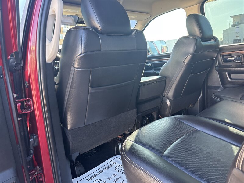Used 2015 RAM 2500 Laramie w/ Convenience Group AWD/4WD image 28