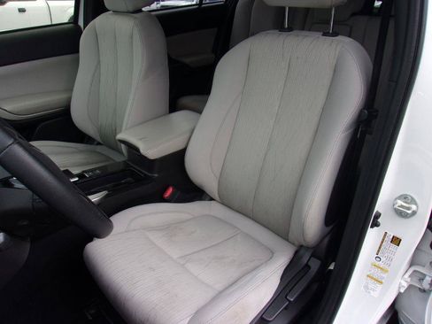 Used 2019 Mitsubishi Eclipse Cross SE AWD/4WD image 9