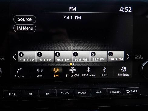 Used 2022 Nissan Pathfinder SL w/ SL Premium Package FWD image 26