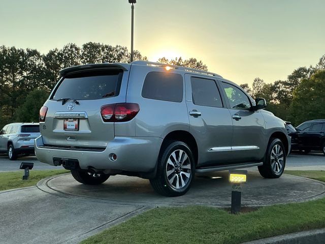 Used 2019 Toyota Sequoia Limited w/ Safety & Convenience Package AWD/4WD image 7