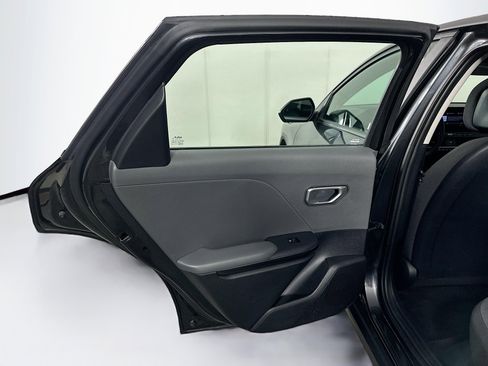 Used 2025 Kia K4 LXS image 25