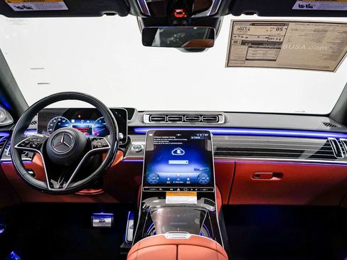 New 2026 Mercedes-Benz Maybach S 580 4MATIC image 13