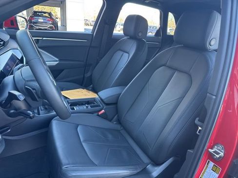 Used 2025 Audi Q3 2.0T Premium Plus w/ Premium Plus Package image 11