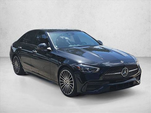 Used 2023 Mercedes-Benz C 300 Sedan image 3