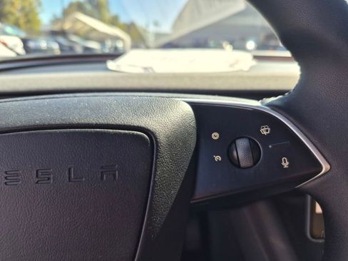 Used 2025 Tesla Model 3 Long Range image 15