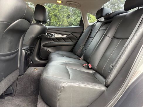 Used 2013 INFINITI M37 w/ Premium Pkg RWD image 20