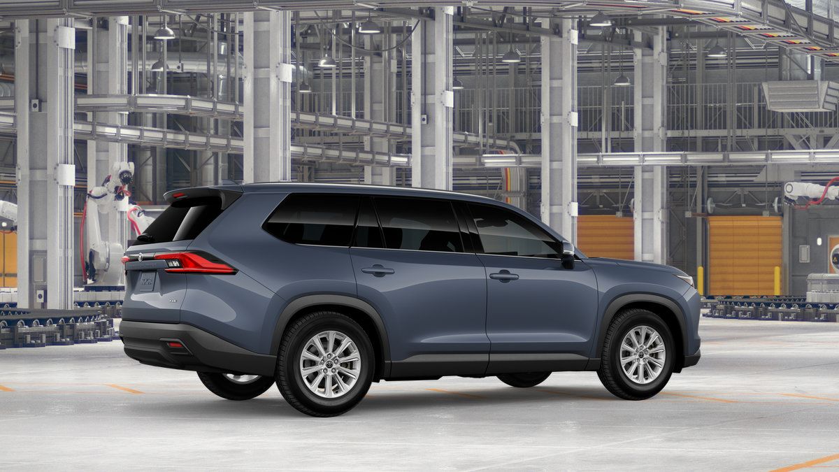 New 2026 Toyota Grand Highlander XLE FWD image 13