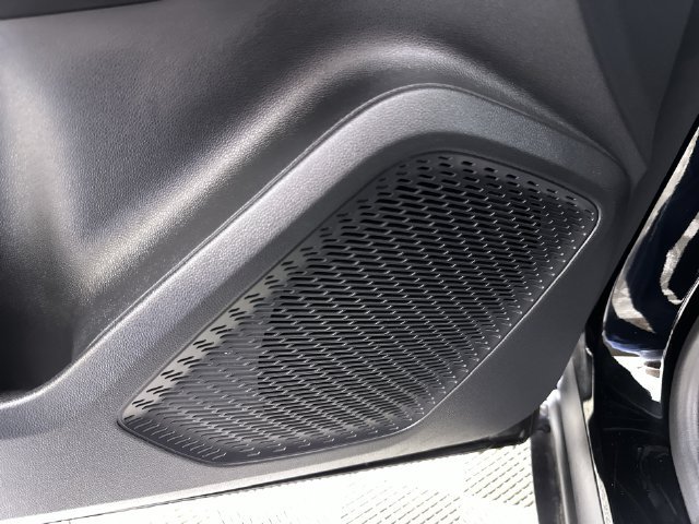 Used 2026 Chevrolet Equinox EV LT FWD image 25