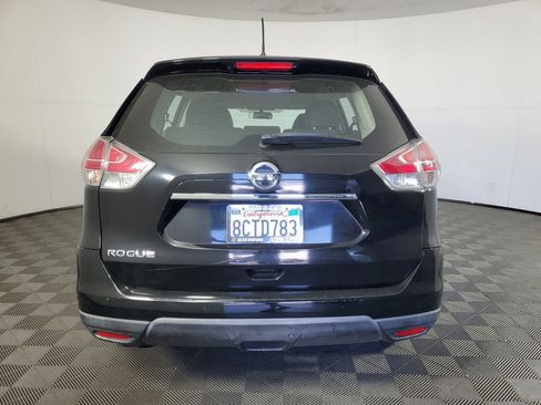 Used 2015 Nissan Rogue S FWD image 5