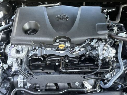 Used 2023 Toyota Camry LE image 12