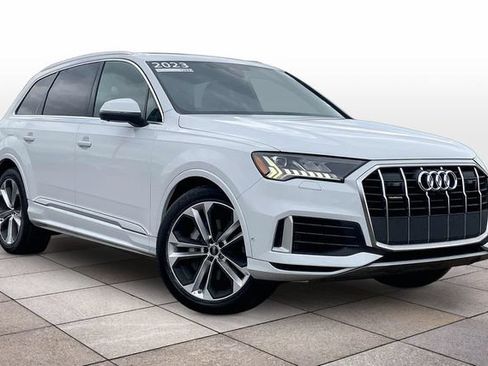 Used 2023 Audi Q7 3.0T Prestige w/ Prestige Package AWD/4WD image 2