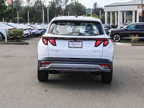 New 2026 Hyundai Tucson Blue SE AWD/4WD image 4