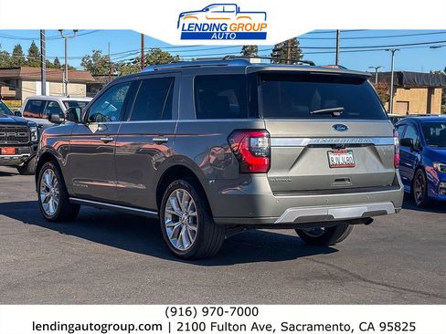 Used 2019 Ford Expedition Platinum AWD/4WD image 2