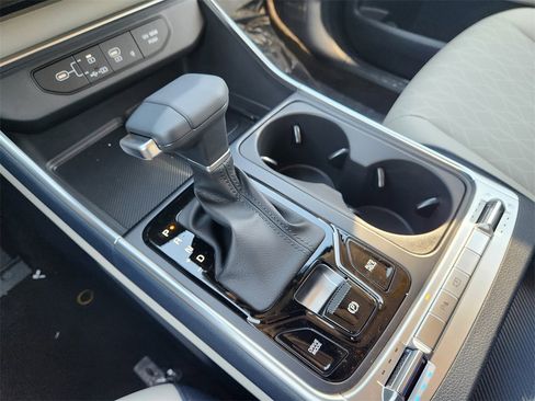 New 2026 Kia Carnival SX image 15